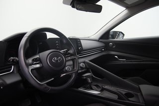 2023 Hyundai Elantra in Jonquière, Quebec - 6 - w320h240px