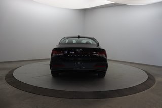 Hyundai Elantra Preferred 2024 à Jonquière, Québec - 5 - w320h240px