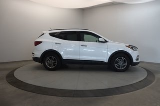 Hyundai Santa Fe Sport  2018 à Baie-Comeau, Québec - 3 - w320h240px