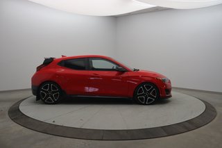Hyundai Veloster N  2022