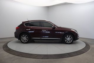 2016 Infiniti QX50 in Baie-Comeau, Quebec - 3 - w320h240px