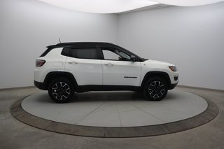 Jeep Compass  2019 à Baie-Comeau, Québec - 3 - w320h240px