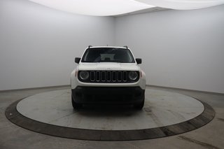 Jeep Renegade  2018 à Jonquière, Québec - 2 - w320h240px