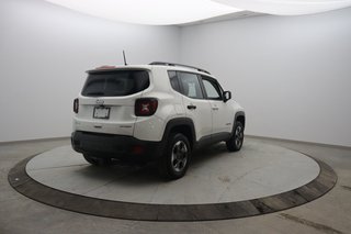 Jeep Renegade  2018 à Jonquière, Québec - 4 - w320h240px