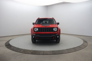 2019 Jeep Renegade Trailhawk in Chicoutimi, Quebec - 2 - w320h240px