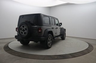 2021 Jeep Wrangler in Baie-Comeau, Quebec - 4 - w320h240px