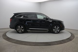 2023 Kia Sorento Plug-In Hybrid in Jonquière, Quebec - 3 - w320h240px