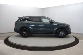 2021 Kia Sorento in Jonquière, Quebec - 3 - w320h240px