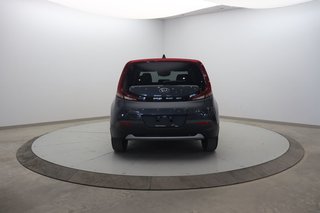 2021 Kia Soul in Chicoutimi, Quebec - 5 - w320h240px