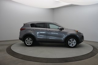Kia Sportage  2018 à Sept-Îles, Québec - 3 - w320h240px