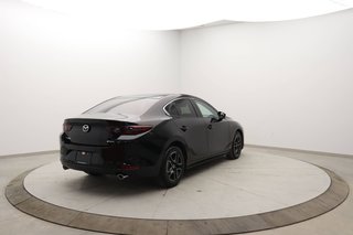 Mazda 3  2020 à Sept-Îles, Québec - 4 - w320h240px