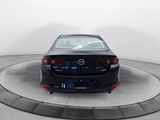 2022 Mazda 3 in Jonquière, Quebec - 3 - w320h240px