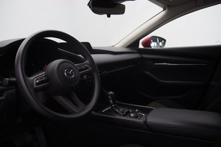 2022 Mazda 3 in Jonquière, Quebec - 6 - w320h240px