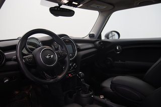 2019 MINI 3 Door in Sept-Îles, Quebec - 6 - w320h240px