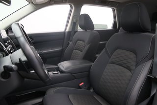 Nissan Pathfinder  2024 à Jonquière, Québec - 6 - w320h240px