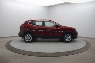 2019 Nissan Qashqai in Baie-Comeau, Quebec - 3 - w320h240px