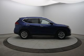 2017 Nissan Rogue in Jonquière, Quebec - 3 - w320h240px