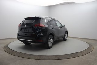 2019 Nissan Rogue in Baie-Comeau, Quebec - 4 - w320h240px
