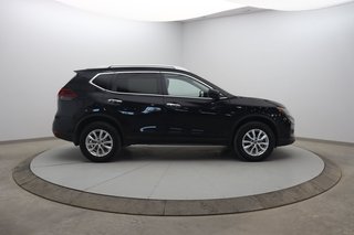 2019 Nissan Rogue in Baie-Comeau, Quebec - 3 - w320h240px