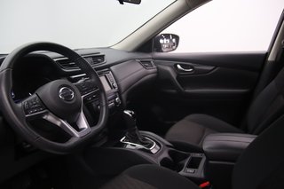 2020 Nissan Rogue in Baie-Comeau, Quebec - 6 - w320h240px