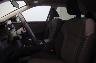 Nissan Rogue S 2021 à Jonquière, Québec - 3 - w320h240px