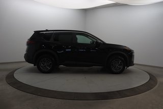 Nissan Rogue S 2021 à Jonquière, Québec - 3 - w320h240px