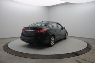 2017 Nissan Sentra in Sept-Îles, Quebec - 4 - w320h240px