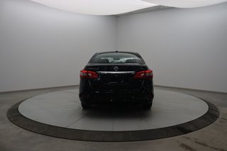 2017 Nissan Sentra in Sept-Îles, Quebec - 5 - w320h240px