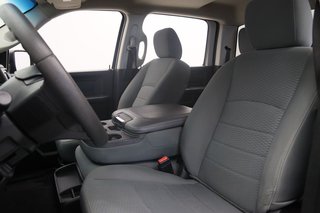 Ram 1500 Classic  2019 à Baie-Comeau, Québec - 6 - w320h240px