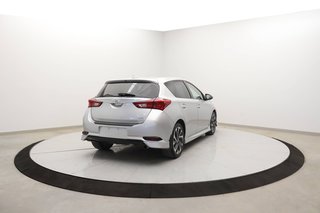 2018 Toyota Corolla iM in Sept-Îles, Quebec - 4 - w320h240px