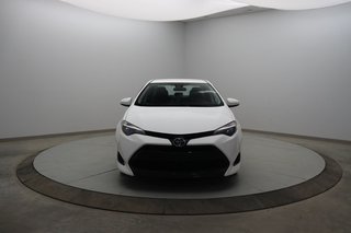 Toyota Corolla  2017 à Baie-Comeau, Québec - 2 - w320h240px