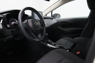2022 Toyota Corolla in Sept-Îles, Quebec - 6 - w320h240px