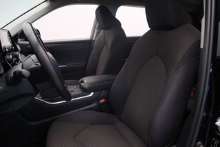 Toyota Highlander Hybrid LE 2022 à Jonquière, Québec - 6 - w320h240px