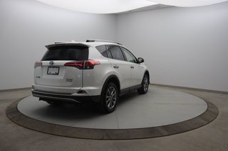 Toyota RAV4 Hybrid  2017 à Jonquière, Québec - 4 - w320h240px