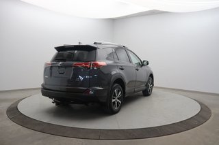 2018 Toyota RAV4 in Baie-Comeau, Quebec - 4 - w320h240px