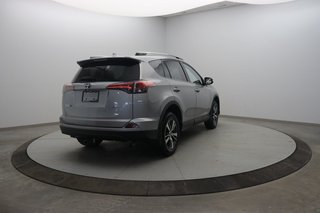 2018 Toyota RAV4 in Sept-Îles, Quebec - 4 - w320h240px
