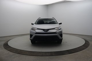 2018 Toyota RAV4 in Sept-Îles, Quebec - 2 - w320h240px