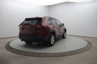 2019 Toyota RAV4 in Sept-Îles, Quebec - 4 - w320h240px