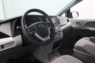 Toyota Sienna  2016