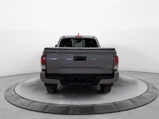 2020 Toyota Tacoma in Baie-Comeau, Quebec - 3 - w320h240px
