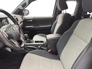 2020 Toyota Tacoma in Baie-Comeau, Quebec - 6 - w320h240px