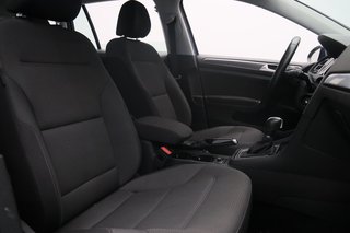 2019 Volkswagen Golf SportWagen in Chicoutimi, Quebec - 6 - w320h240px