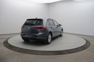 Volkswagen Golf  2017 à Jonquière, Québec - 4 - w320h240px