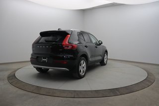 2021 Volvo XC40 Momentum in Chicoutimi, Quebec - 4 - w320h240px