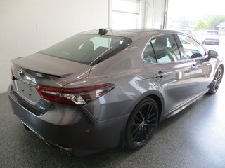 2022 Toyota Camry XSE in Magog, Quebec - 3 - w320h240px