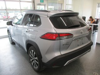 Toyota COROLLA CROSS XLE AWD, CUIR, TOIT, 2022 à Magog, Québec - 5 - w320h240px