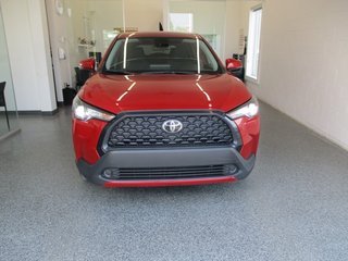 Toyota COROLLA CROSS LE 2022 à Magog, Québec - 3 - w320h240px