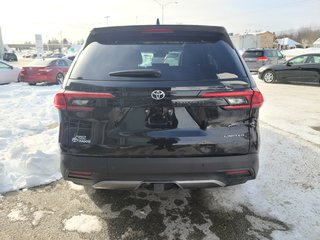 2024 Toyota Grand Highlander LIMITED, AWD, CUIR, in Magog, Quebec - 5 - w320h240px