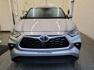 2020  Highlander XLE AWD, in Magog, Quebec - 5 - w320h240px