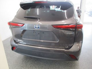 2023 Toyota Highlander hybrid LE AWD, in Magog, Quebec - 5 - w320h240px